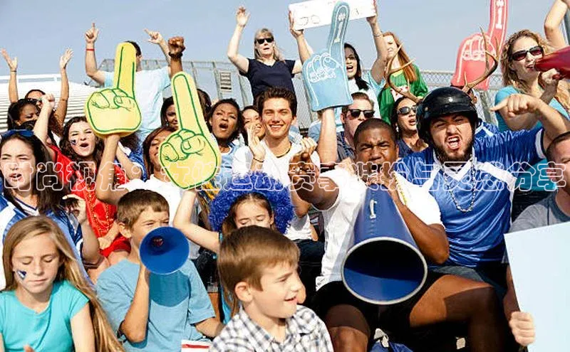 时尚视角：女性运动赛事装扮与灵感分享